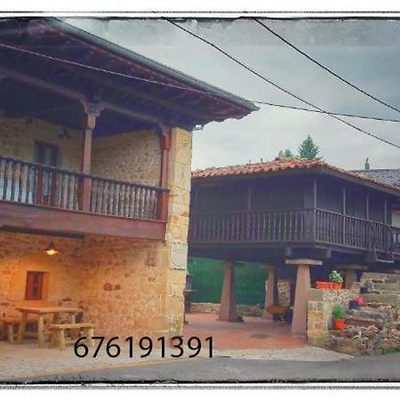 Los Campos Vivienda Vacacional Onís エクステリア 写真