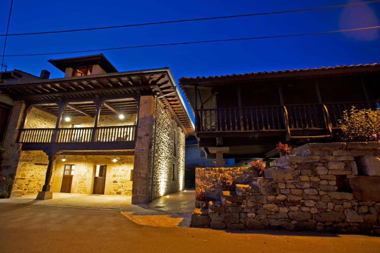 Los Campos Vivienda Vacacional Onís エクステリア 写真
