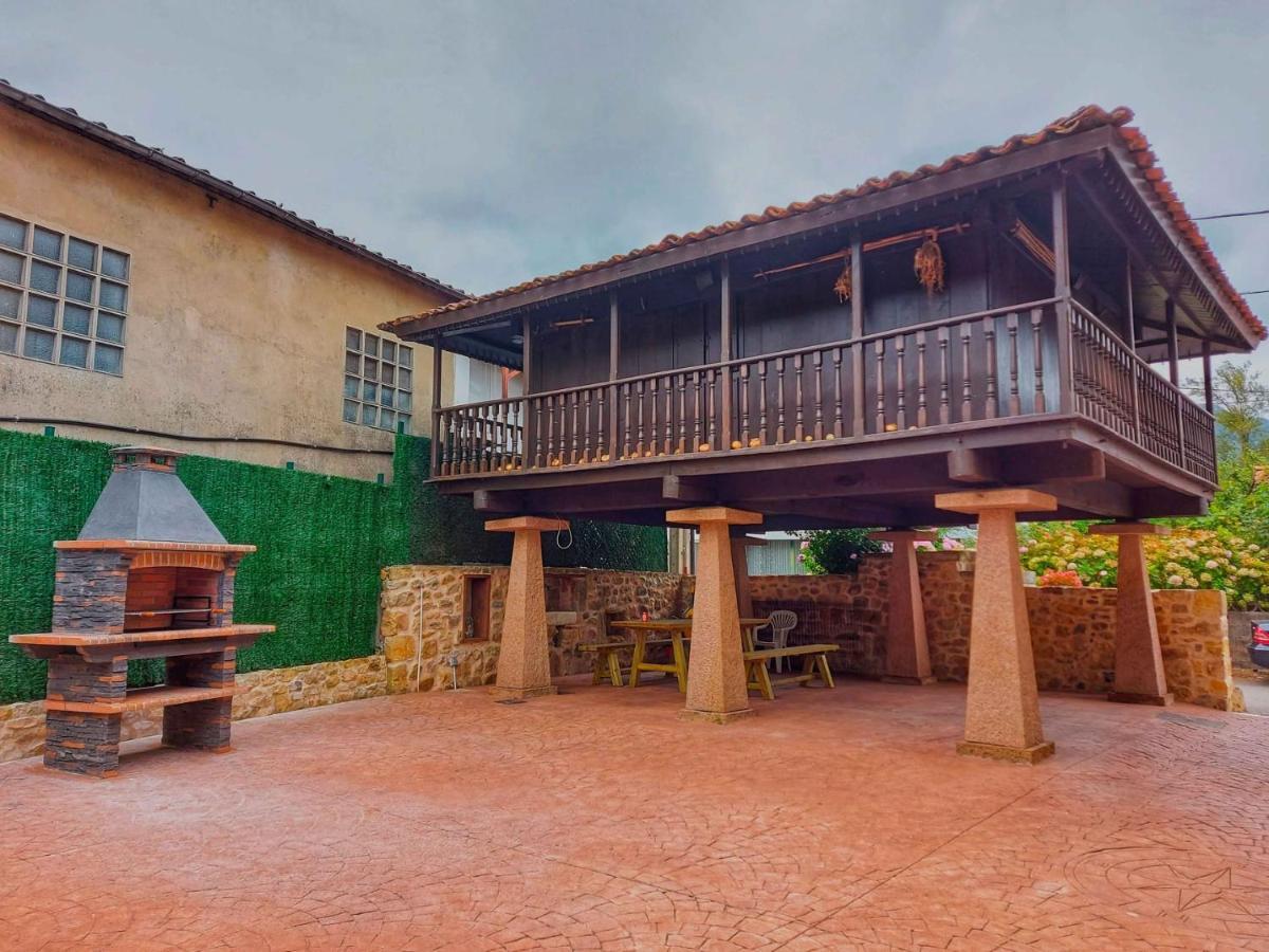 Los Campos Vivienda Vacacional Onís エクステリア 写真