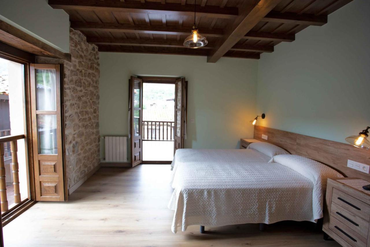 Los Campos Vivienda Vacacional Onís エクステリア 写真