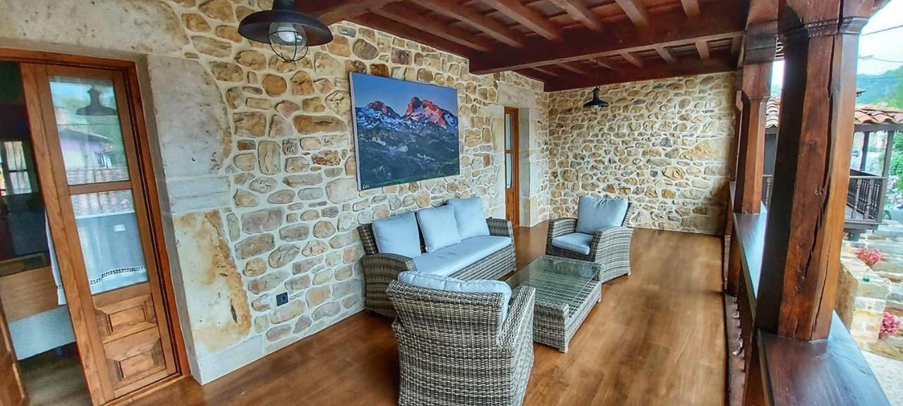 Los Campos Vivienda Vacacional Onís エクステリア 写真