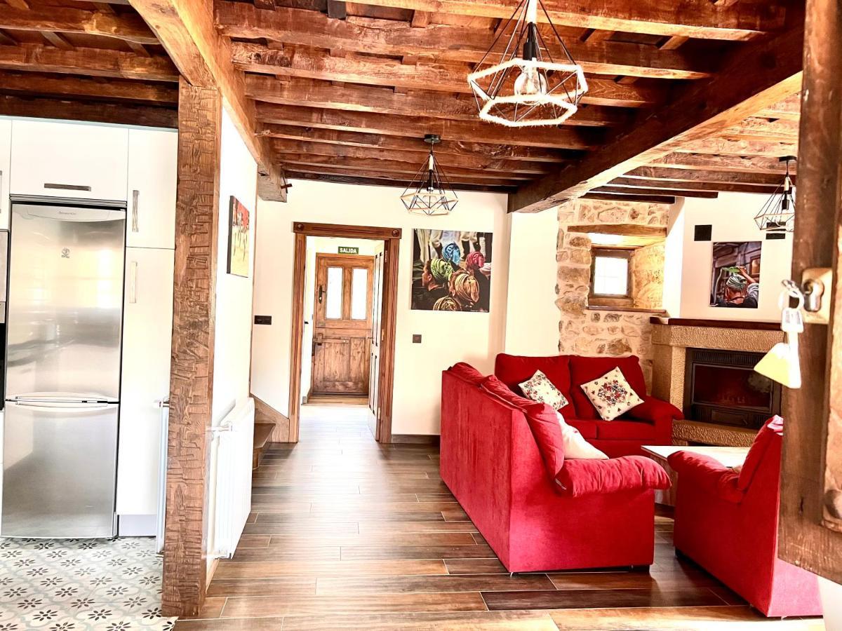 Los Campos Vivienda Vacacional Onís エクステリア 写真